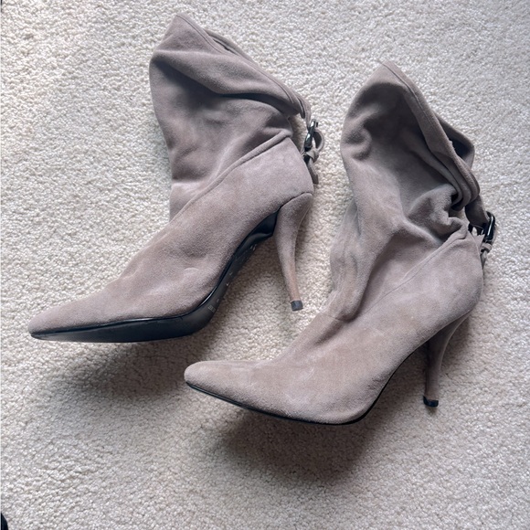 Nine West Taupe Suede Slouchy High Heel Booties - Size 7.5 - Picture 1 of 11